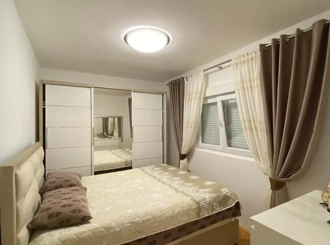 Seka Apartment